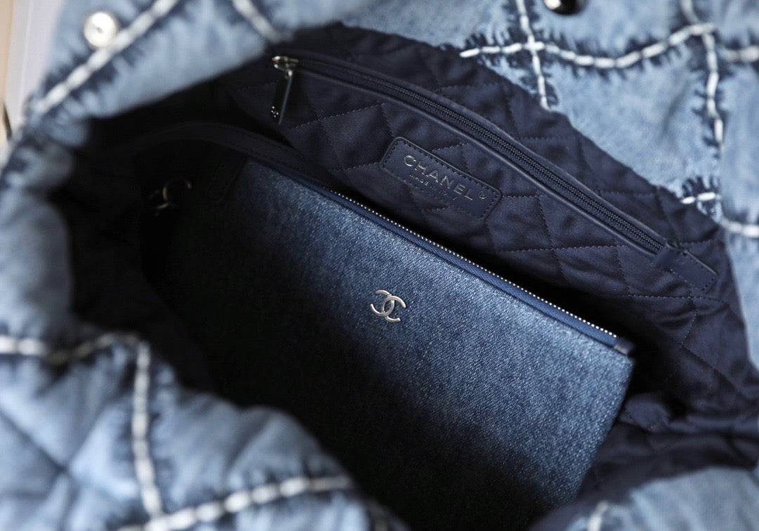 Chanel Bags 22
