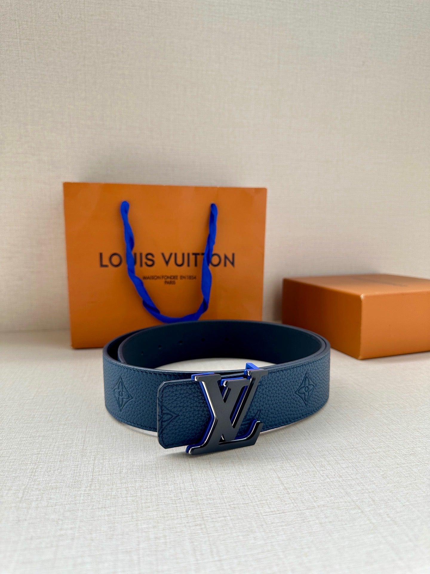 LV Belt