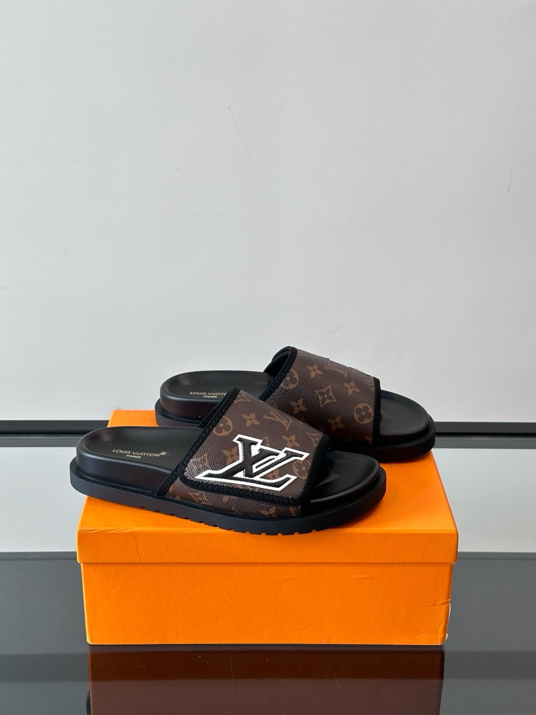 LV Men Sandals