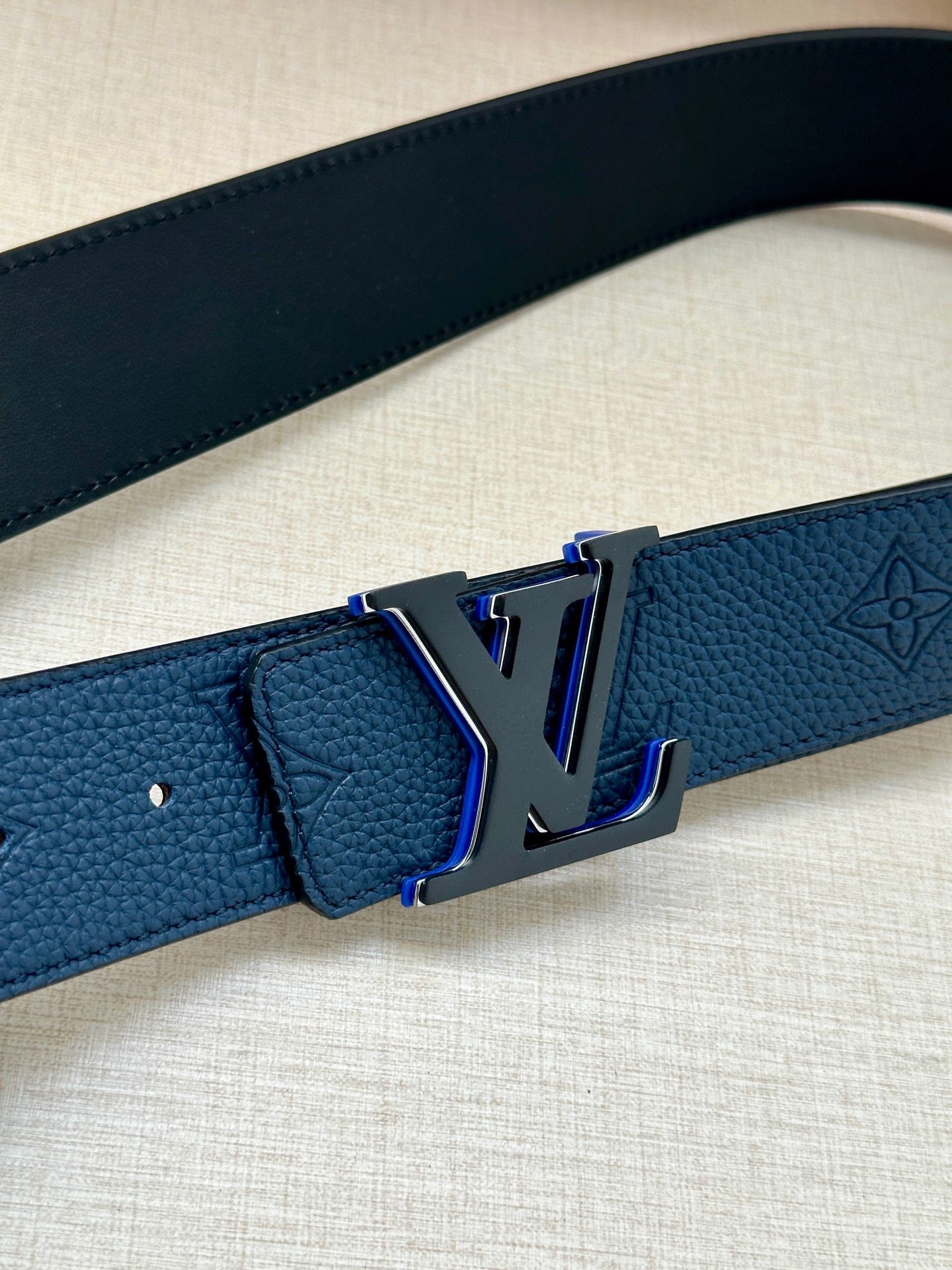 LV Belt